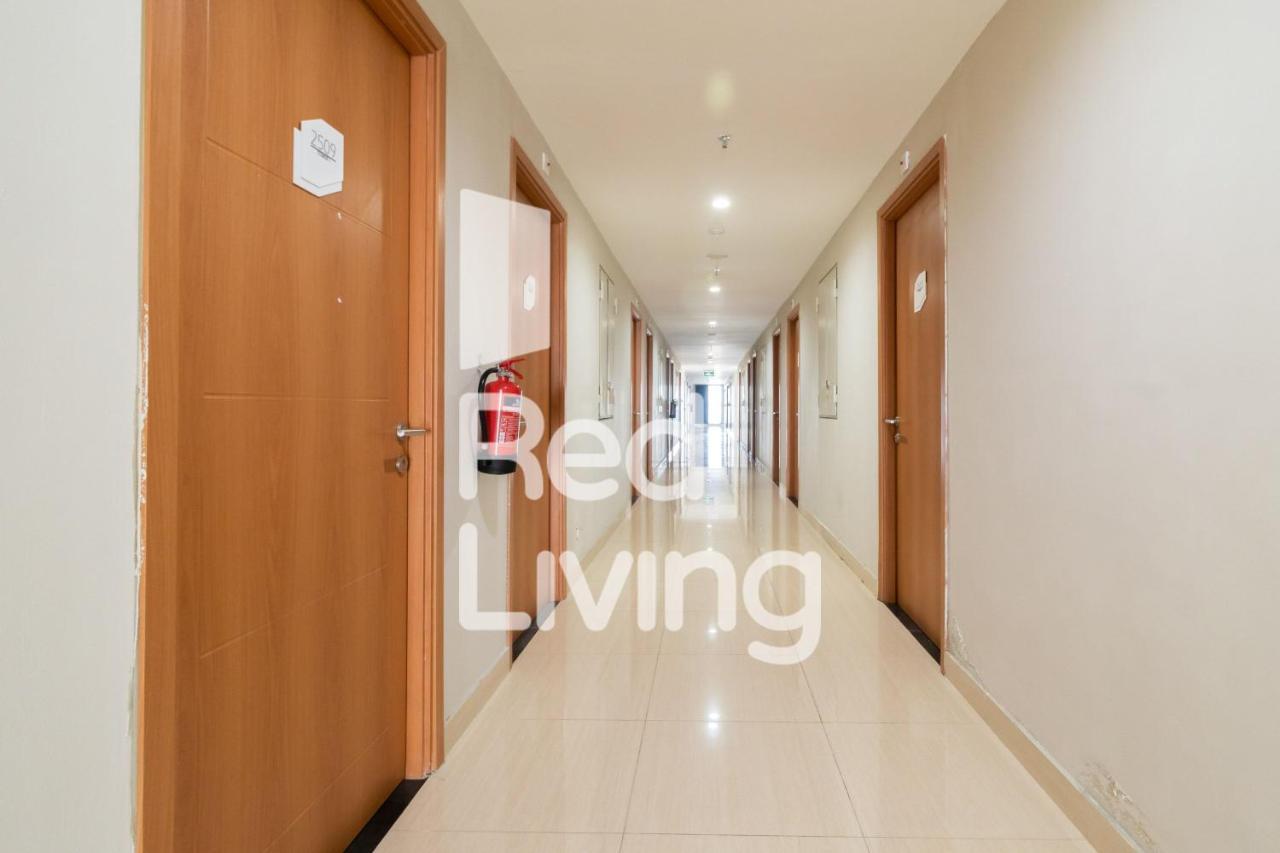 RedLiving Apartemen Evenciio - WIN Property Depok Bagian luar foto